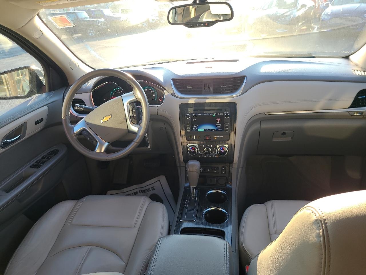 Chevrolet Traverse AWD 4dr LT w/2LT 2017