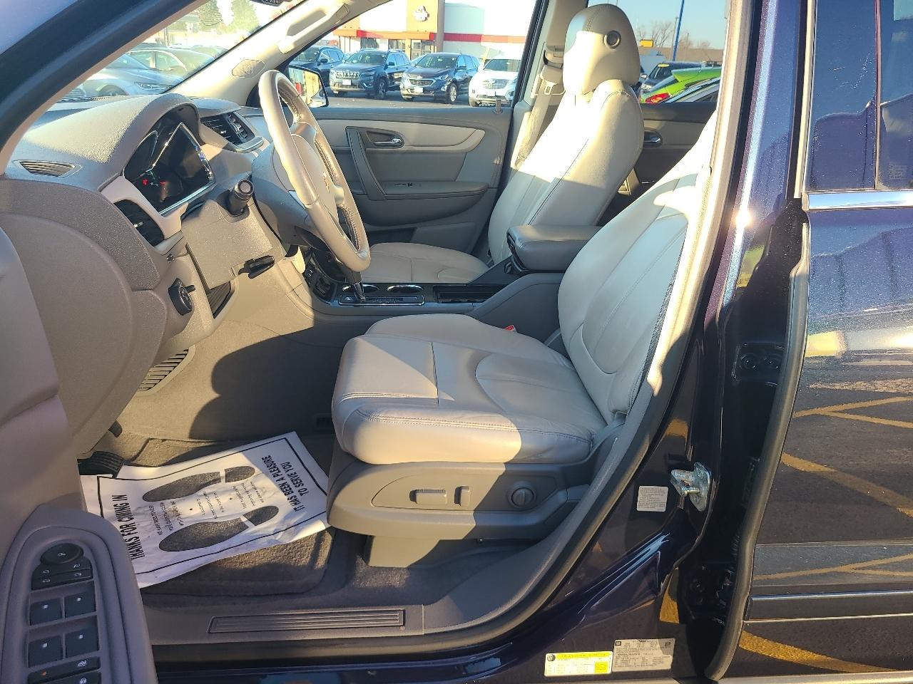 Chevrolet Traverse AWD 4dr LT w/2LT 2017