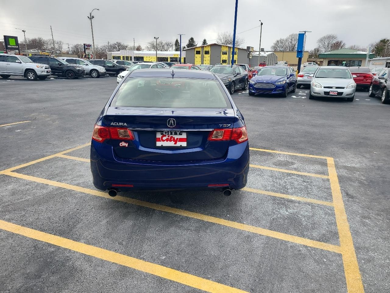 Acura TSX 4dr Sdn I4 Auto 2013