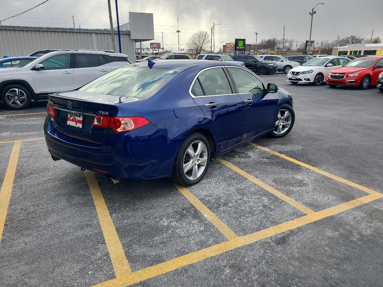 Acura TSX 4dr Sdn I4 Auto 2013