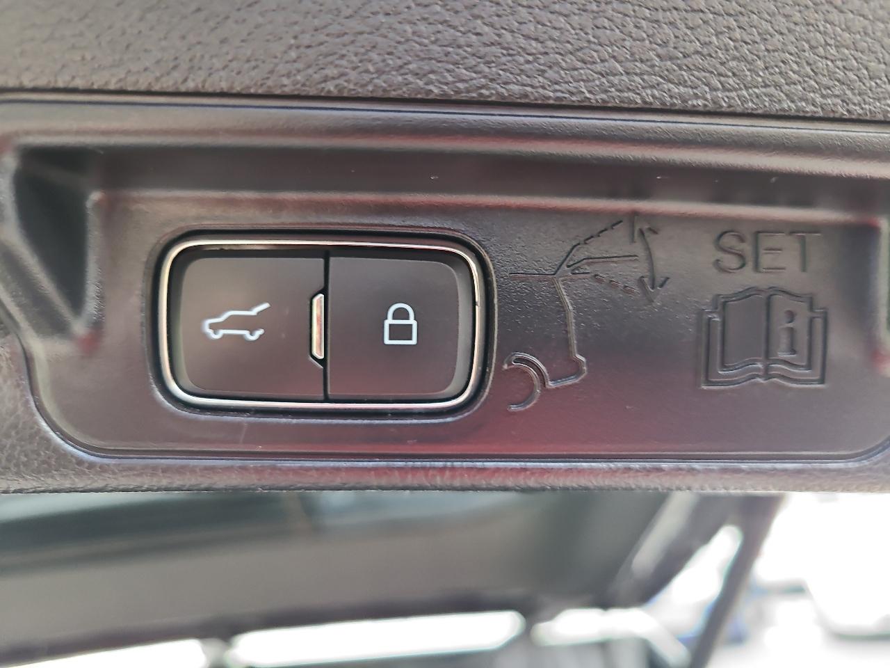 Ford Explorer Limited 4WD 2021