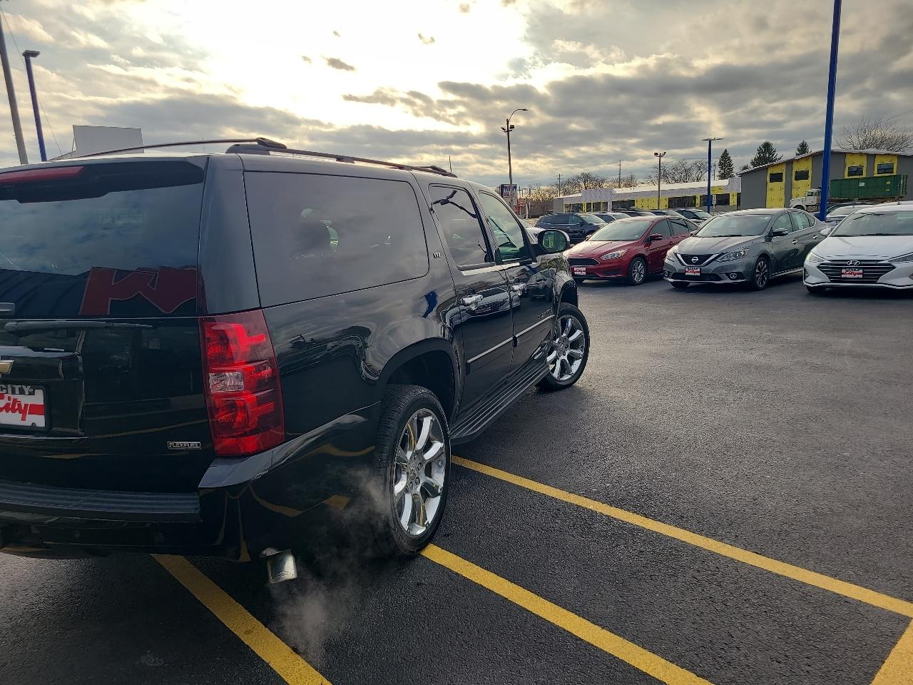 Chevrolet Suburban 4WD 4dr 1500 LTZ 2008