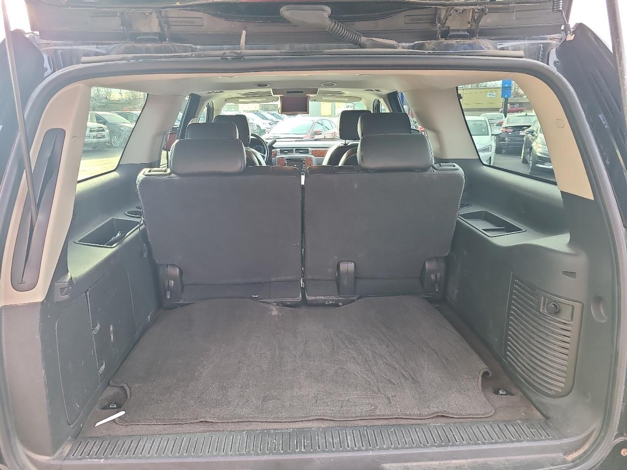 Chevrolet Suburban 4WD 4dr 1500 LTZ 2008