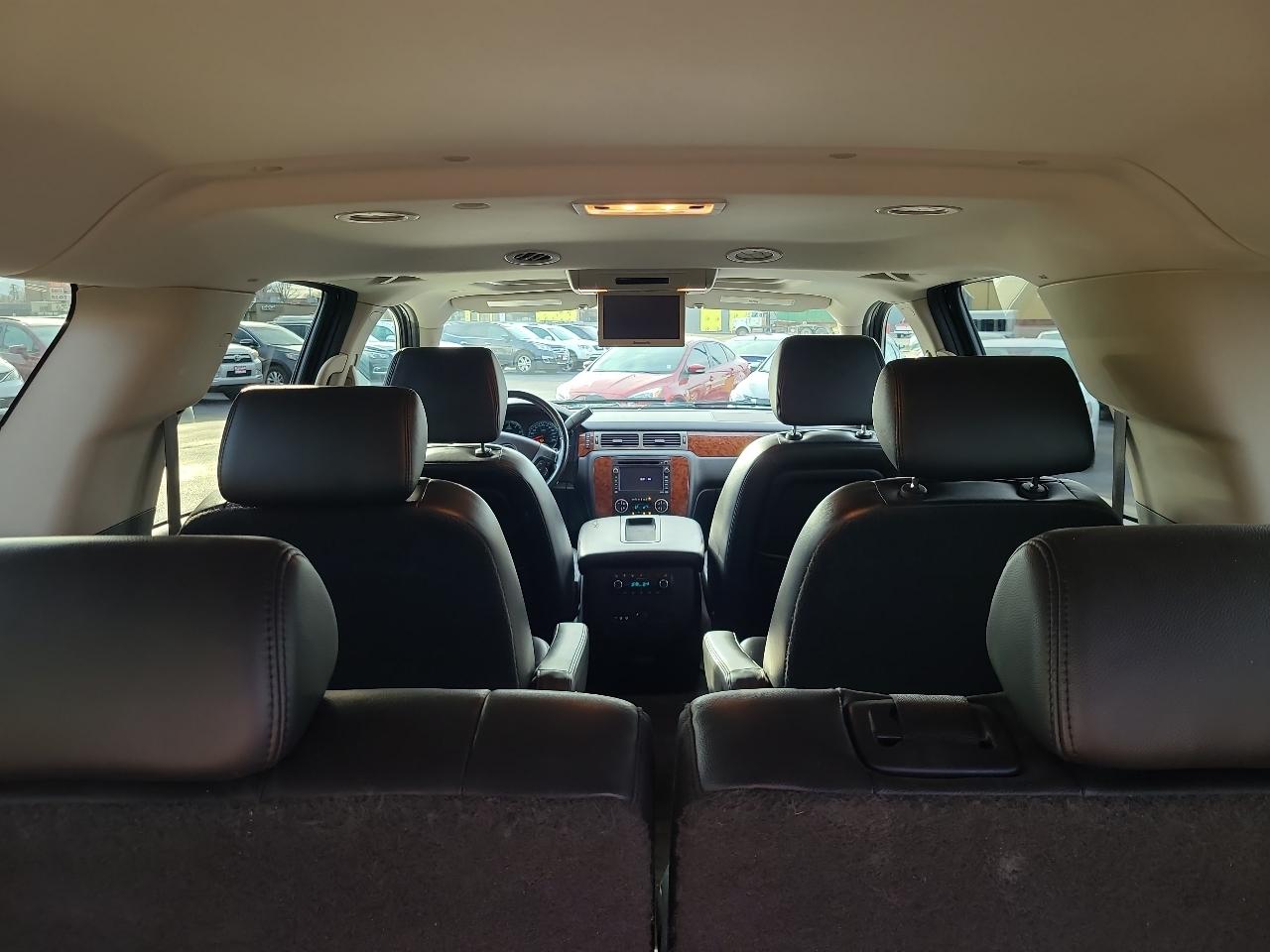 Chevrolet Suburban 4WD 4dr 1500 LTZ 2008