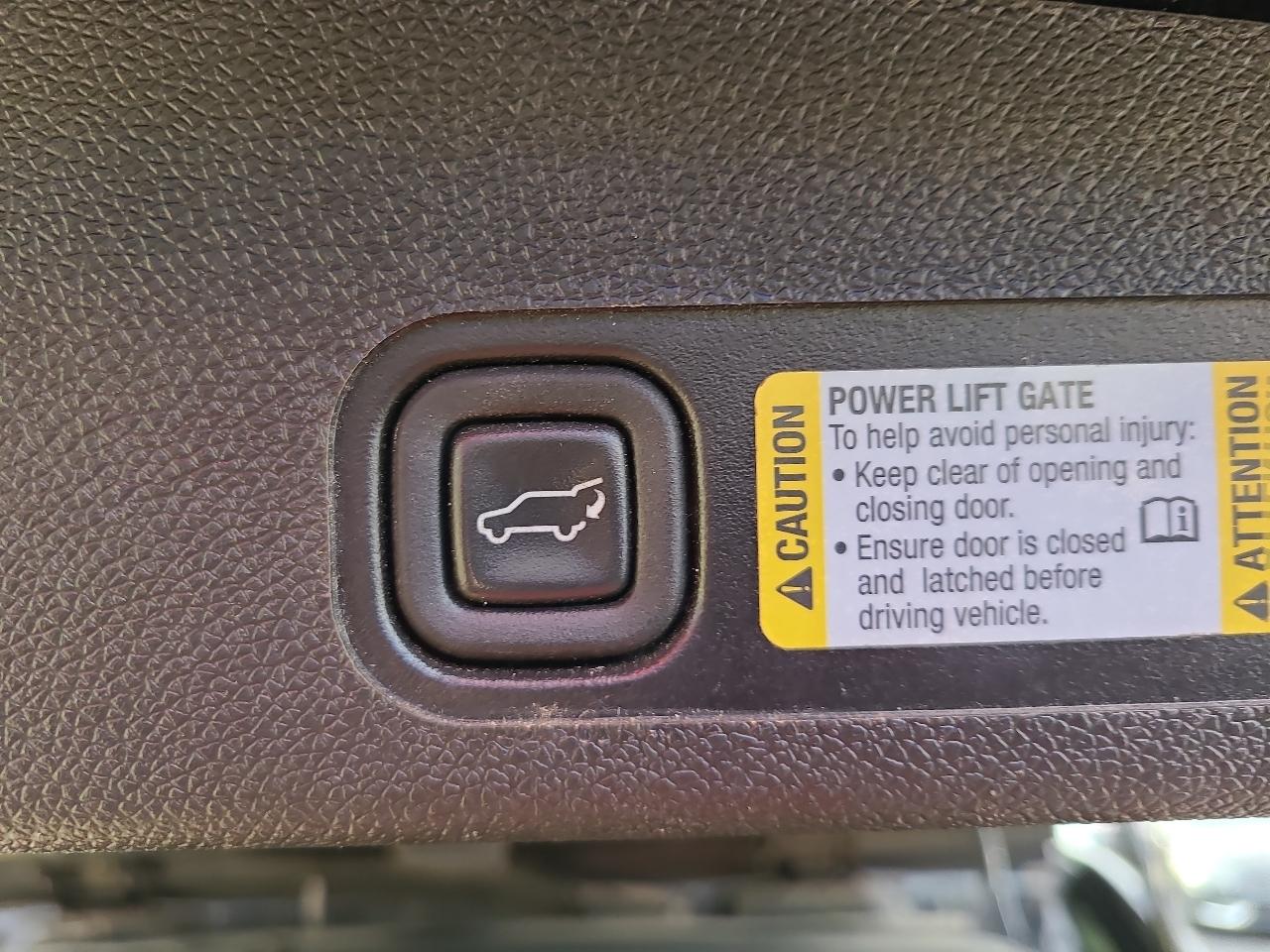Chevrolet Suburban 4WD 4dr 1500 LTZ 2008