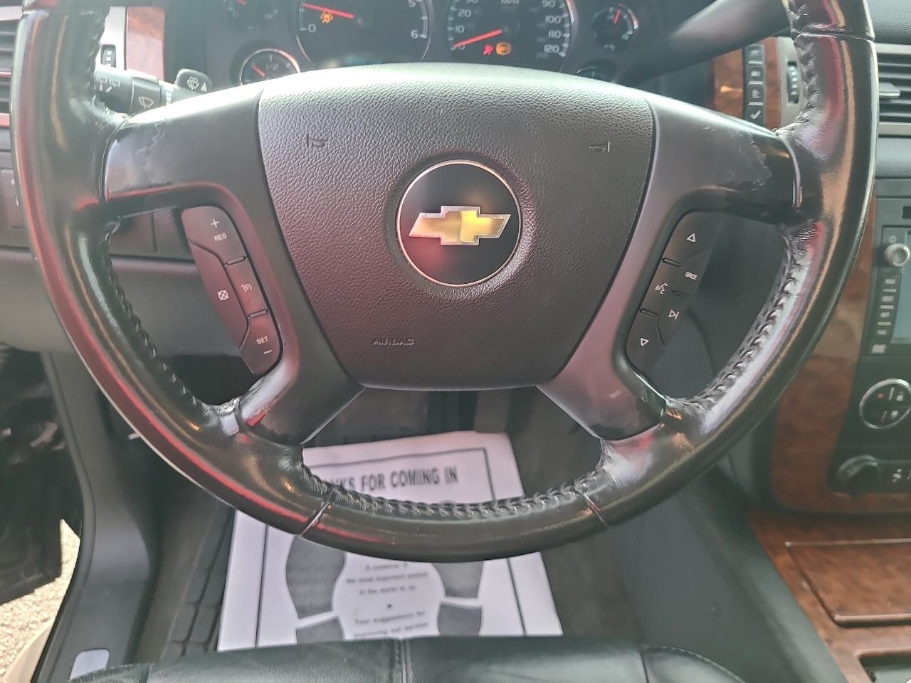 Chevrolet Suburban 4WD 4dr 1500 LTZ 2008