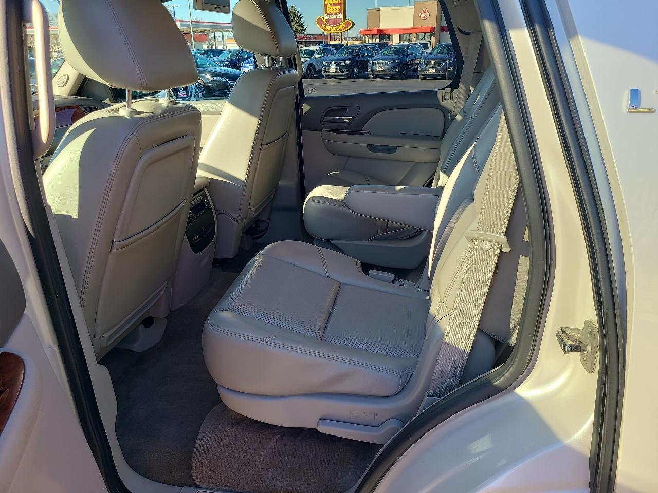 Chevrolet Tahoe 4WD 4dr 1500 LTZ 2011