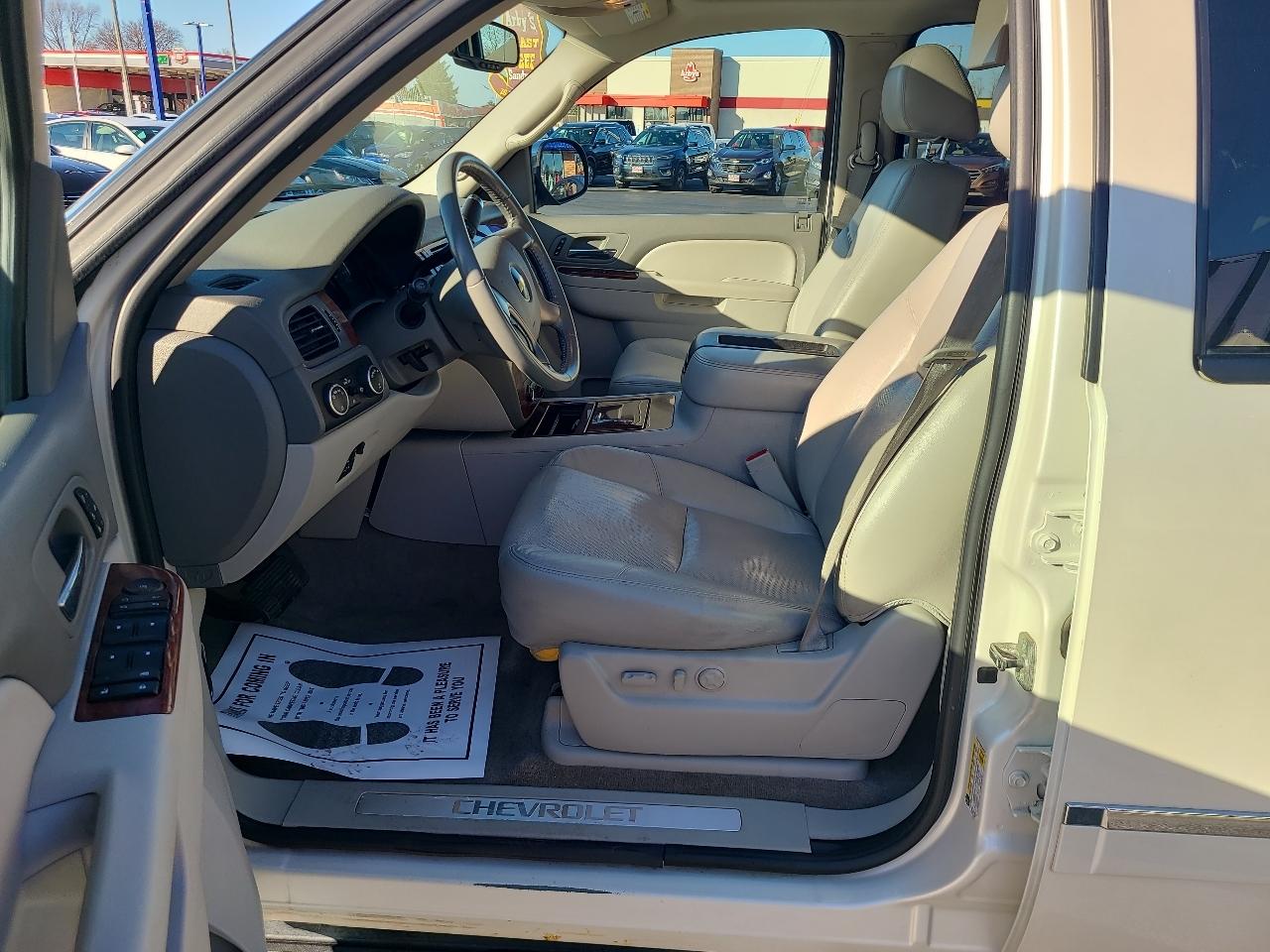 Chevrolet Tahoe 4WD 4dr 1500 LTZ 2011