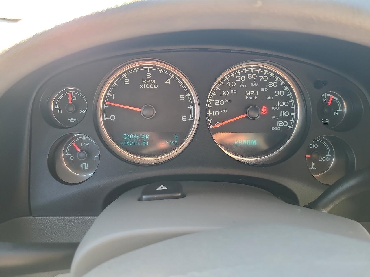 Chevrolet Tahoe 4WD 4dr 1500 LTZ 2011