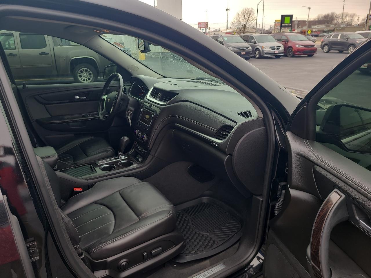 Chevrolet Traverse FWD 4dr Premier 2017