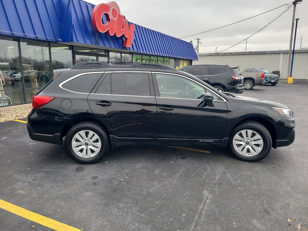 Subaru Outback 2.5i Premium 2019