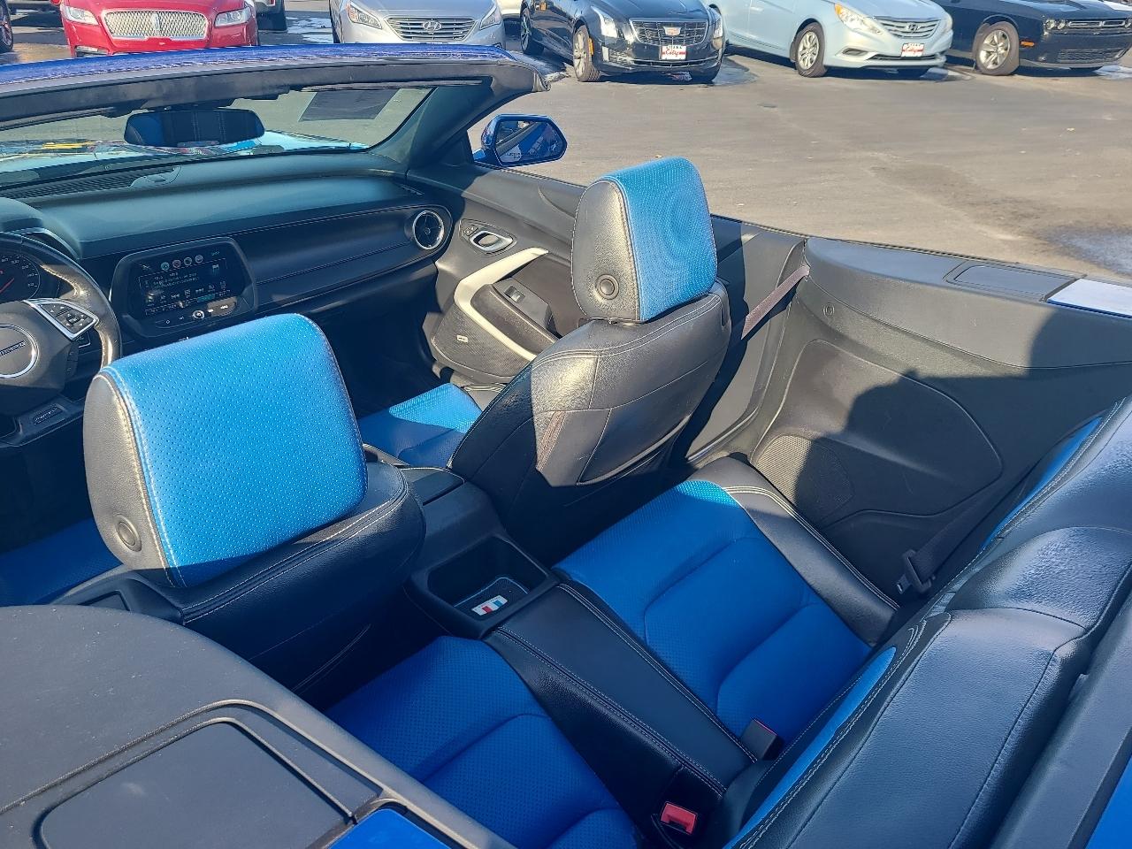 Chevrolet Camaro 2dr Conv 2LT 2017