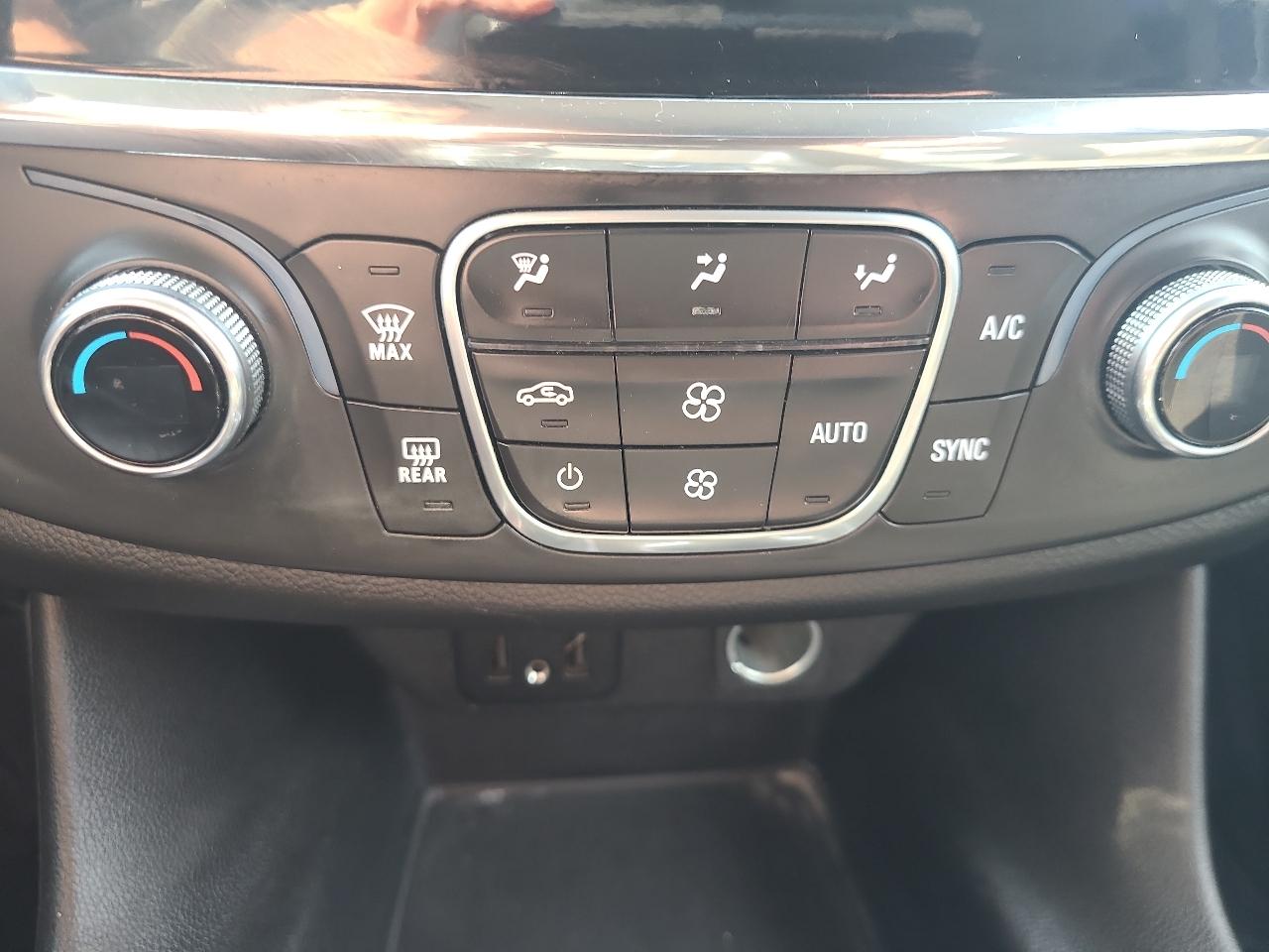 Chevrolet Traverse FWD 4dr LT Cloth w/1LT 2020