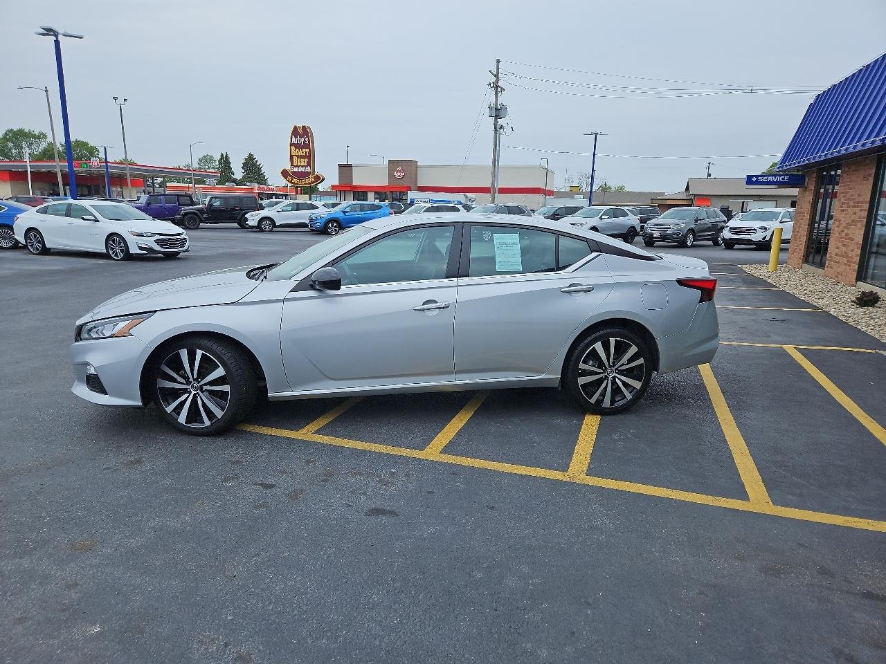 Nissan Altima 2.5 SR AWD Sedan 2021