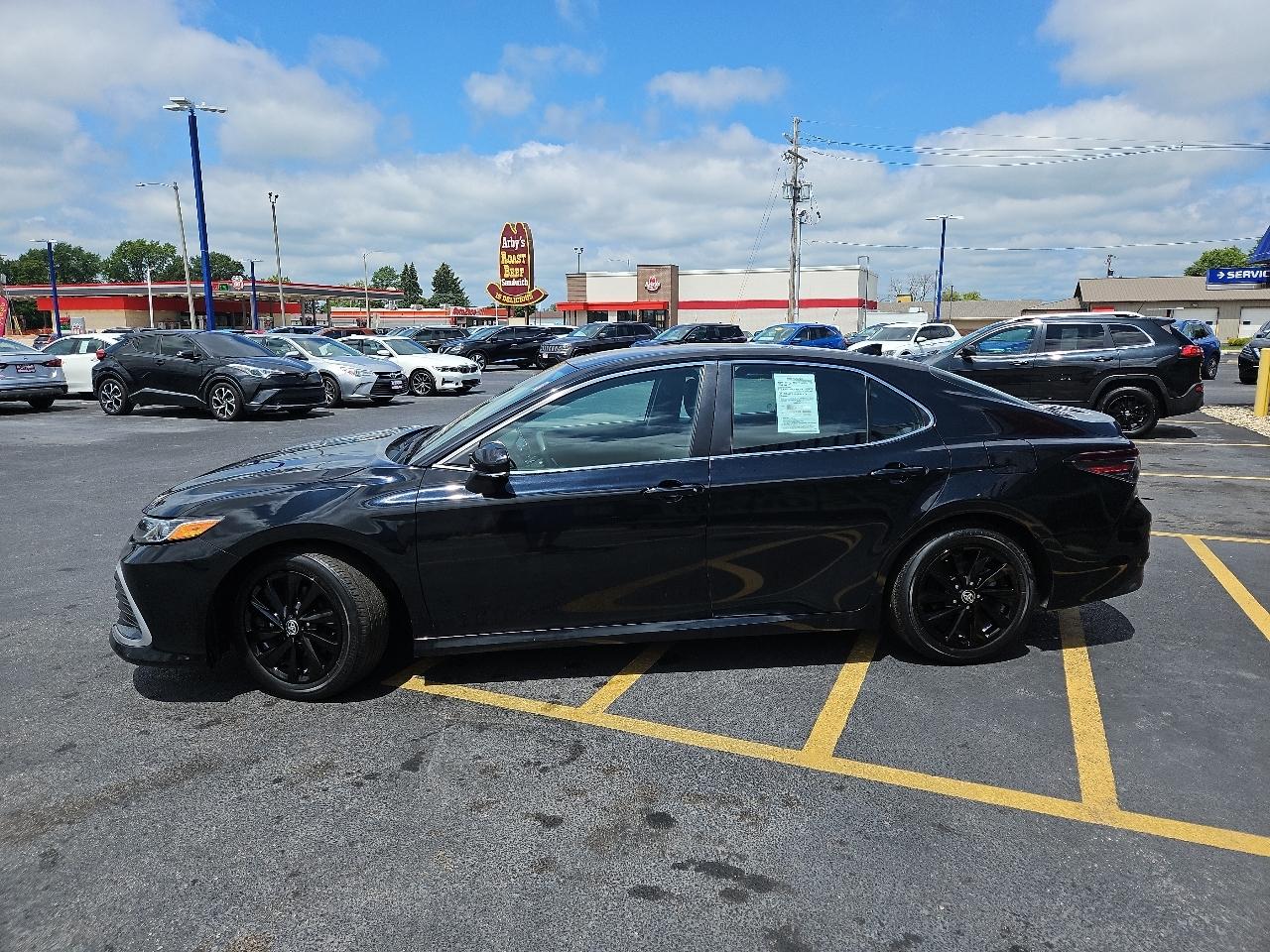 Toyota Camry  2022