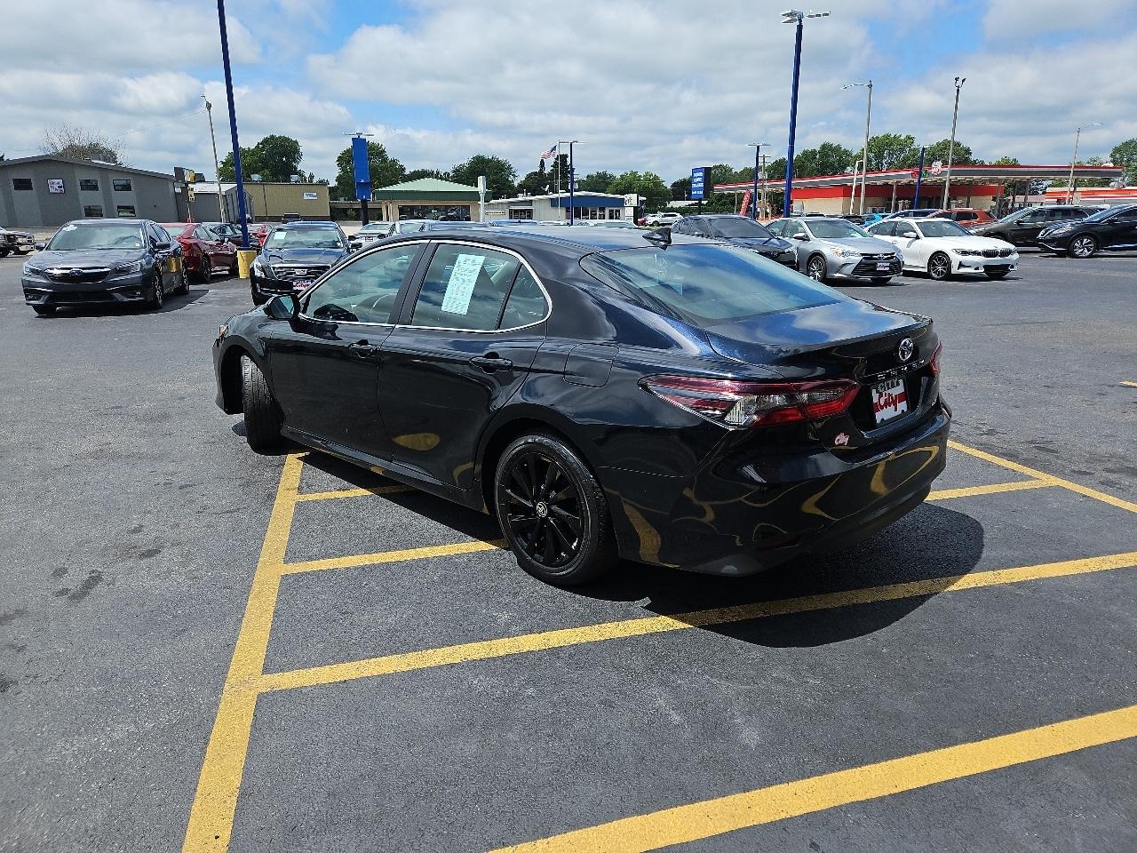 Toyota Camry  2022