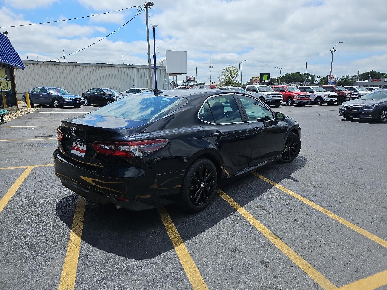 Toyota Camry  2022