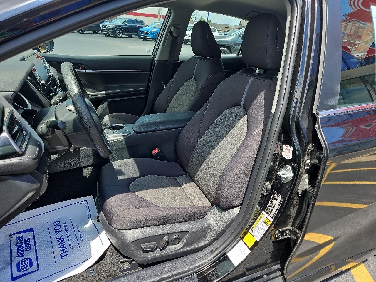 Toyota Camry  2022