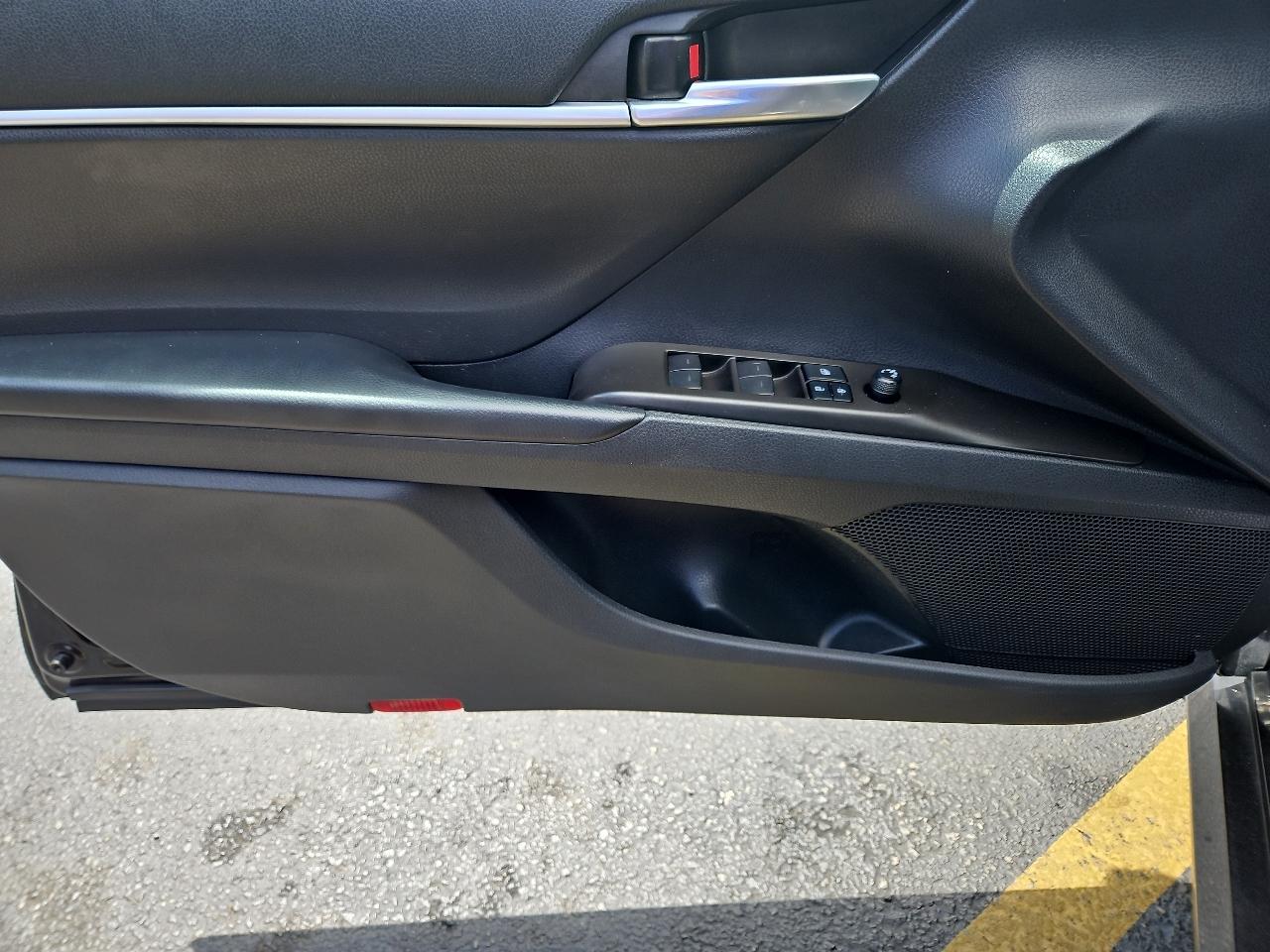 Toyota Camry  2022