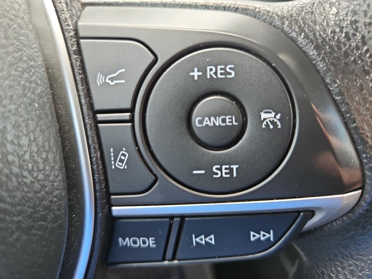 Toyota Camry  2022