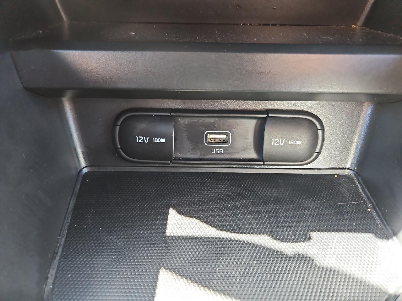 Kia Soul S IVT 2021