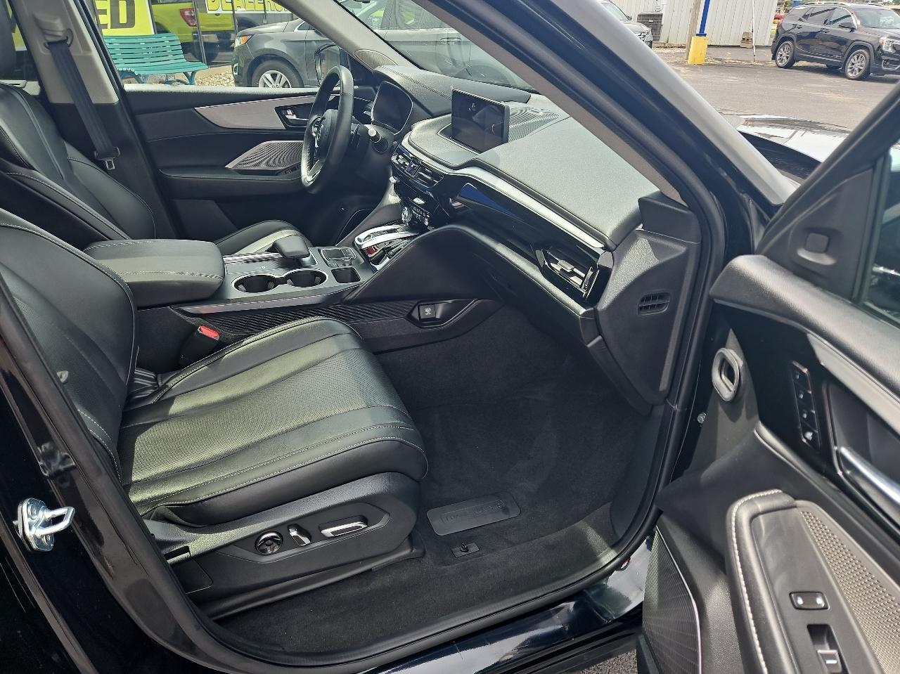 Acura MDX  2024