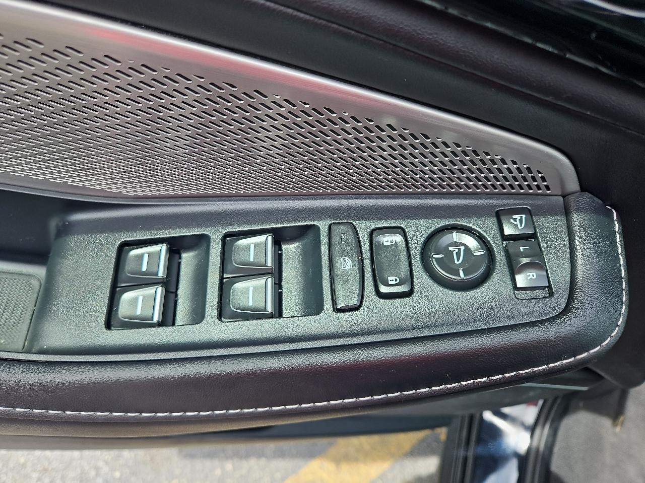Acura MDX  2024