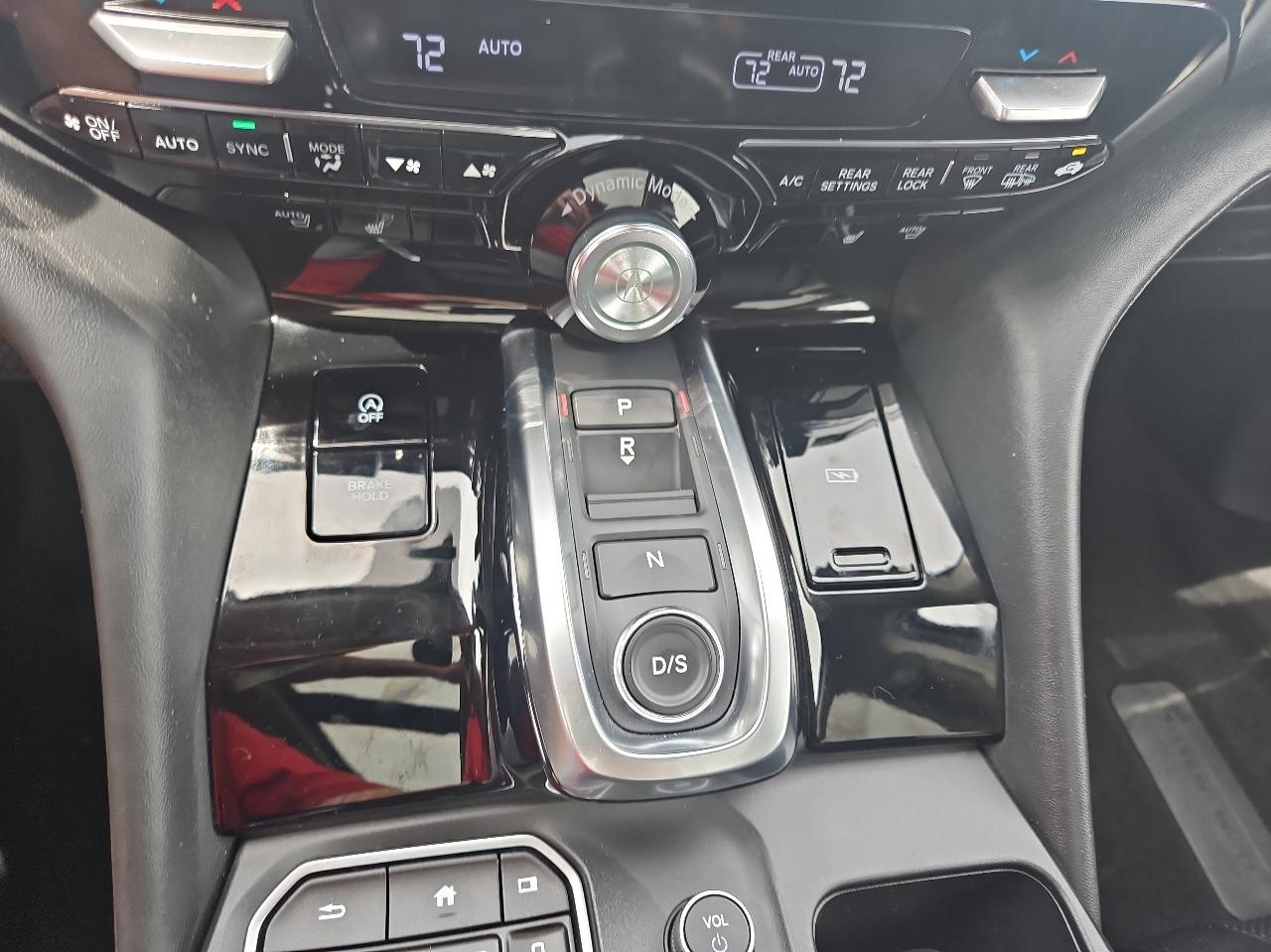 Acura MDX  2024