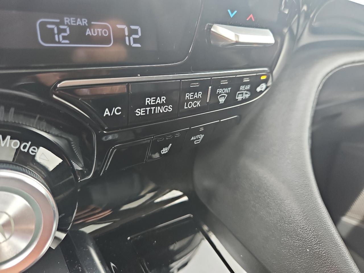 Acura MDX  2024