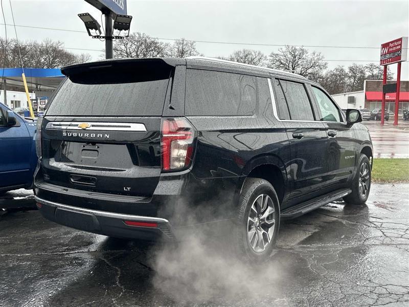 Chevrolet Suburban  2023