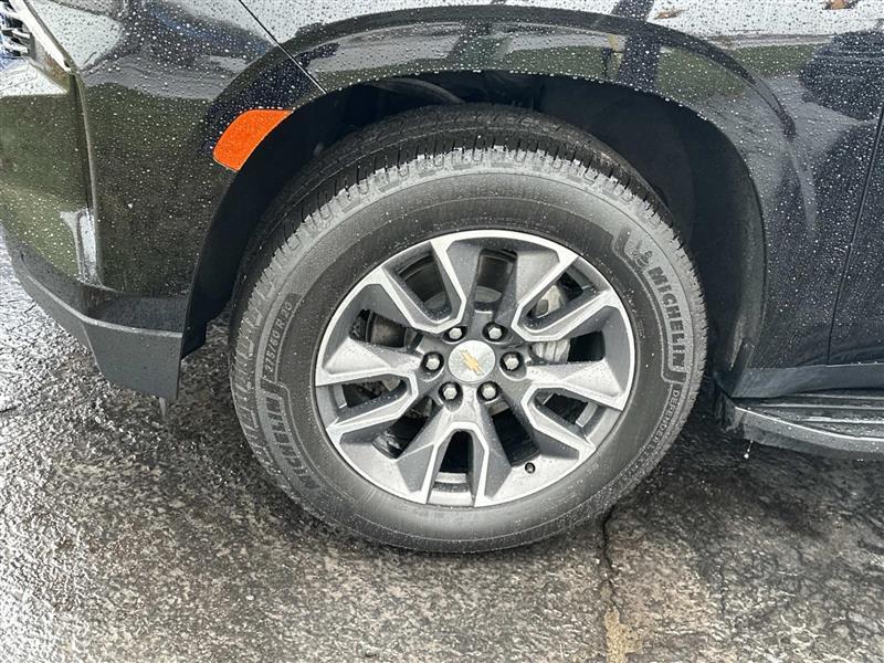 Chevrolet Suburban  2023