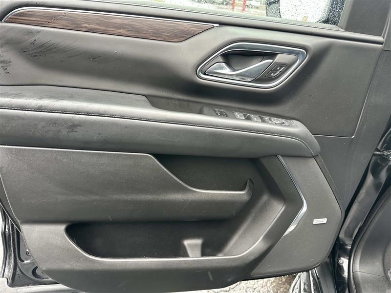 Chevrolet Suburban  2023