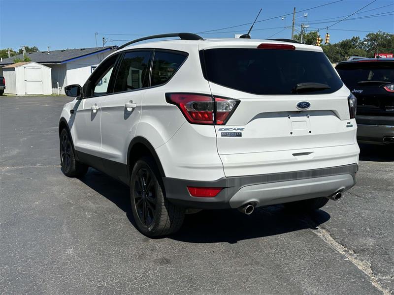 Ford Escape  2018