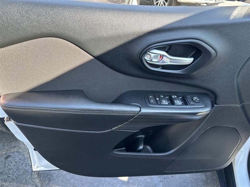 Jeep Cherokee  2016 Jeep Cherokee  2016