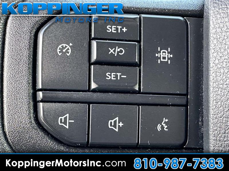 2022 Ford F-150 XLT 4WD Reg Cab 8' Box