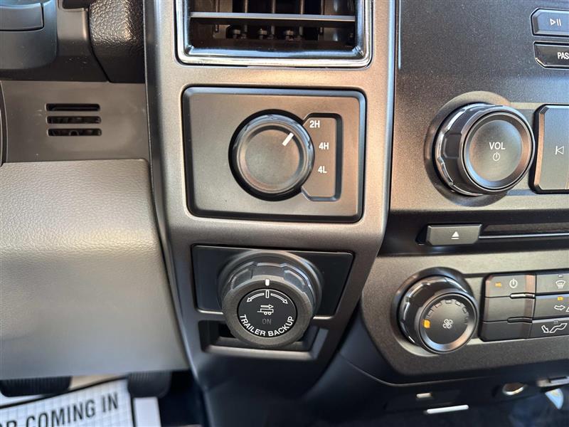 2018 Ford F-150 XLT photo 16