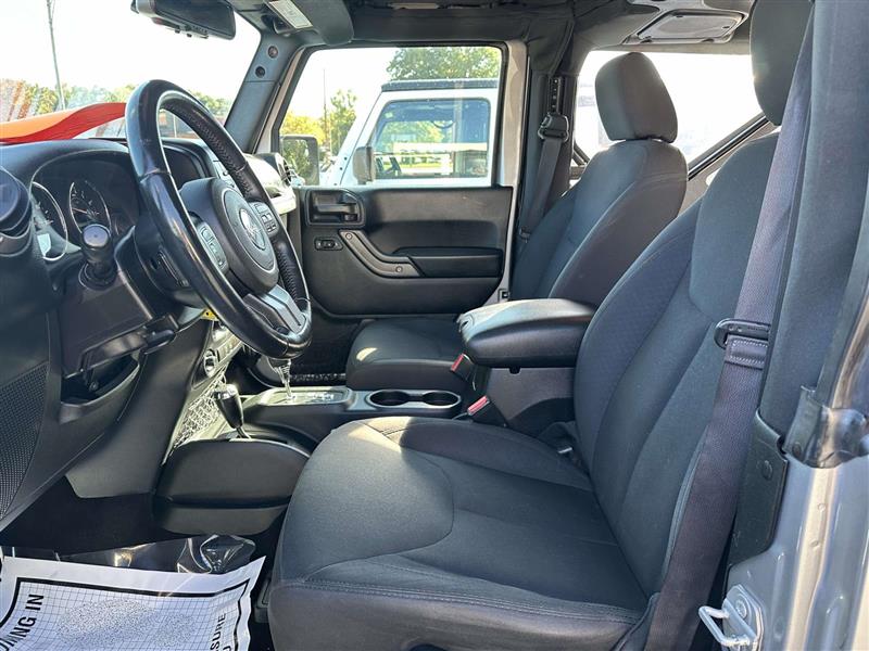 2017 Jeep Wrangler Sport photo 9