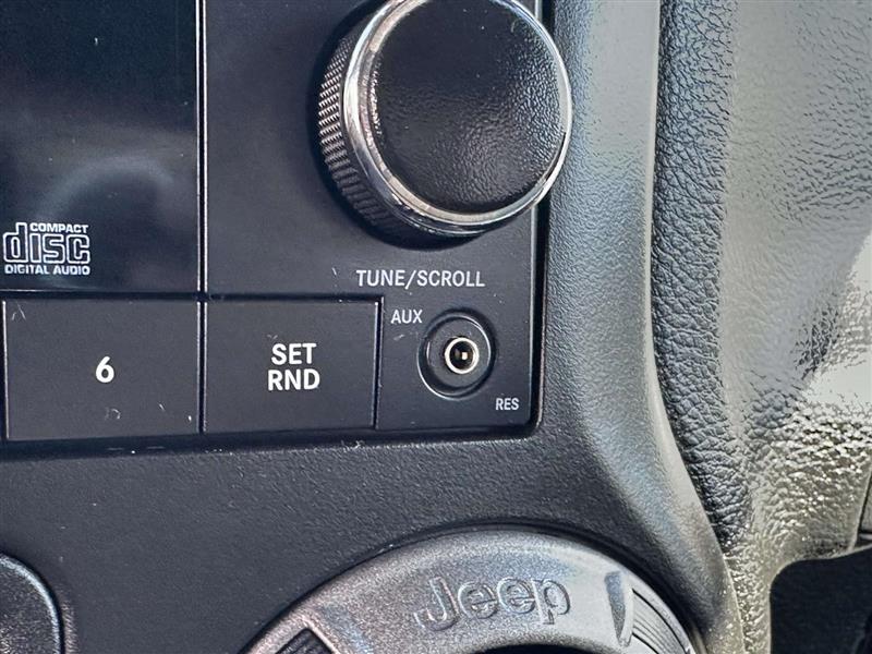 2017 Jeep Wrangler Sport photo 15