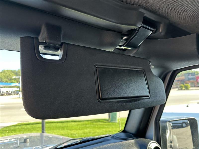 2017 Jeep Wrangler Sport photo 18