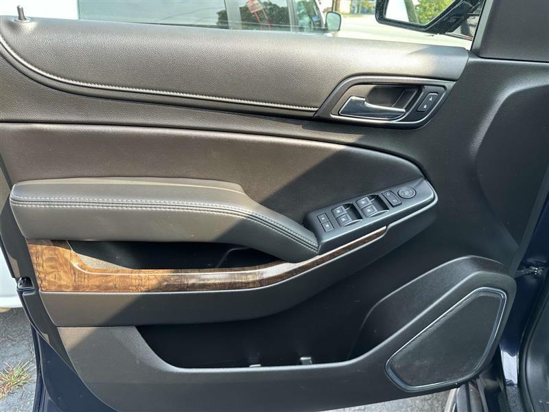 Chevrolet Suburban  2020