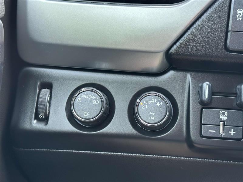 Chevrolet Suburban  2020