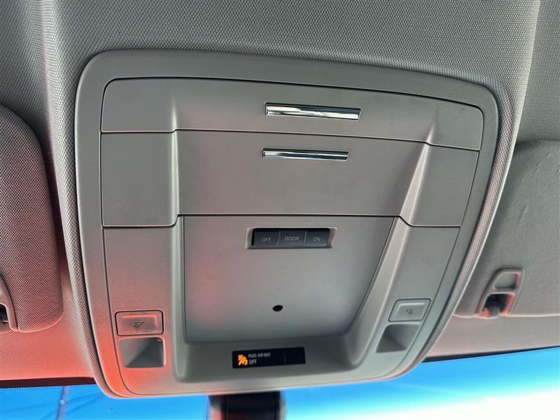 Chevrolet Suburban  2020