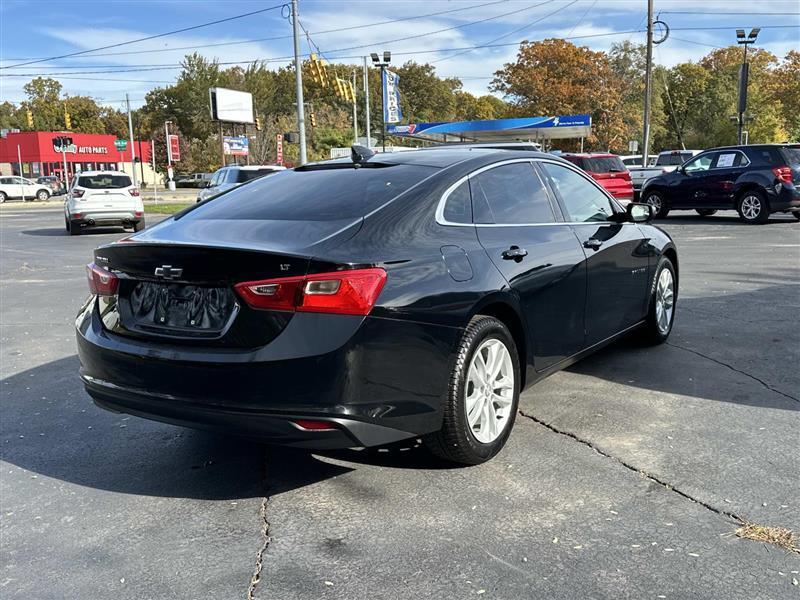 Chevrolet Malibu  2017