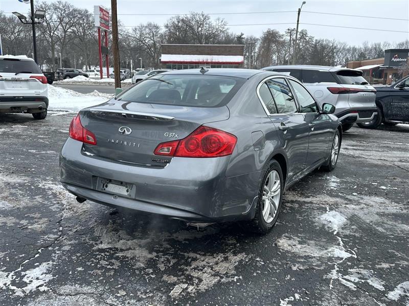 Infiniti G Sedan  2013