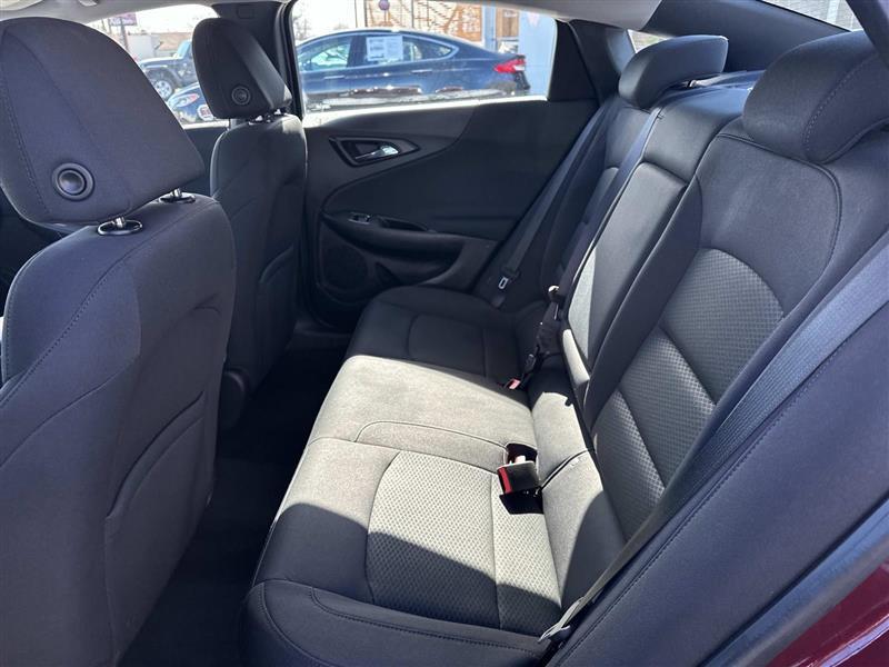 Chevrolet Malibu  2016