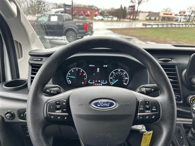Ford Transit  2024