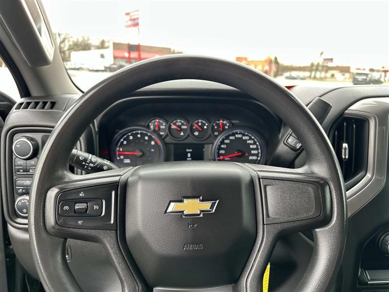 Chevrolet Silverado 1500  2021