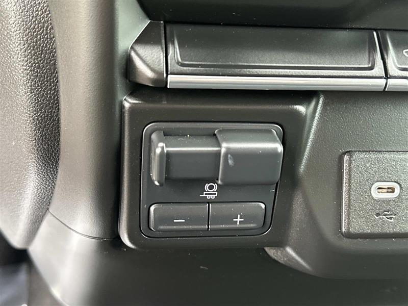 Chevrolet Silverado 1500  2021