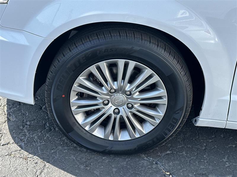 Chrysler Town & Country  2016