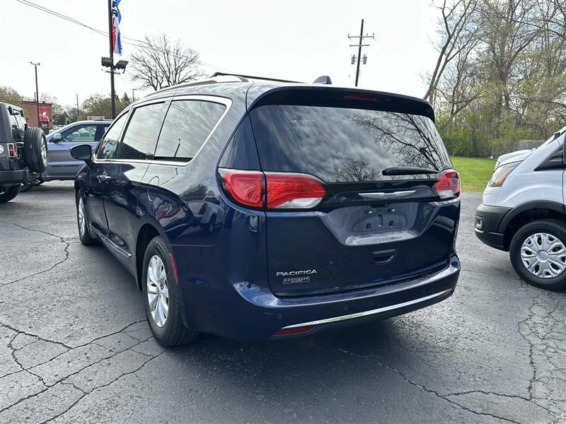 Chrysler Pacifica  2018